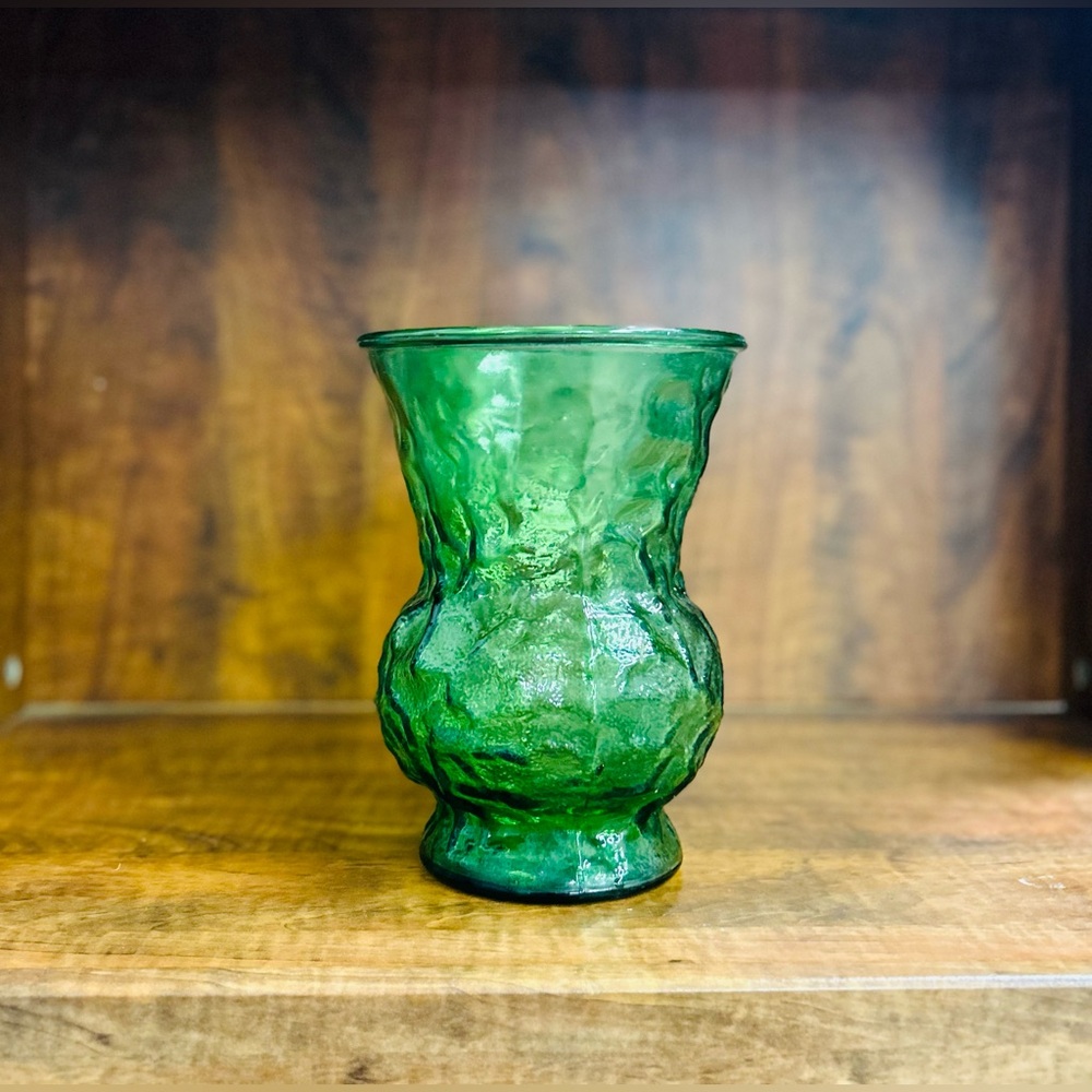 Vintage EO Brody emerald green crinkle glass vase